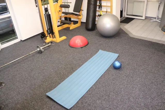 Podložka, bosu a gymnastický míč